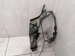 MERCEDES-BENZ Mercedes E W207 frame bracket front set A2076200391 holder carrier frame set — thumbnail 3
