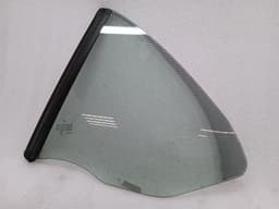 PORSCHE Porsche 911 997 Left Rear 1/4 Glass 99754311111 Door Window 1/4 Rear LH Convertible — thumbnail 3