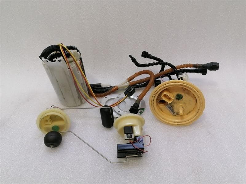 FERRARI Ferrari California T F149 14-17 Fuel Pump Electric 282783 Fuel Pump