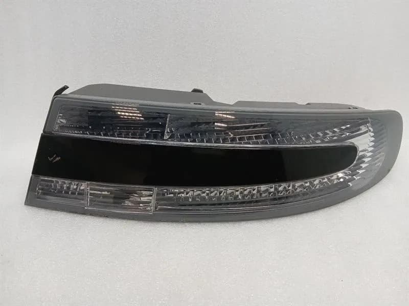Aston Martin Rapide 10-14 Left Rear Light 8D33-13405-AM Tail Light Rear Left