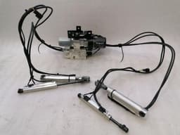 PORSCHE Porsche 911 991 Hydraulic Pump 99156106002 Hydraulic Pump Convertible Roof — thumbnail 1
