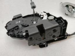 ASTON MARTIN Aston Martin Rapide 10-14 door lock 6G43-65-10233 door lock front right — thumbnail 4