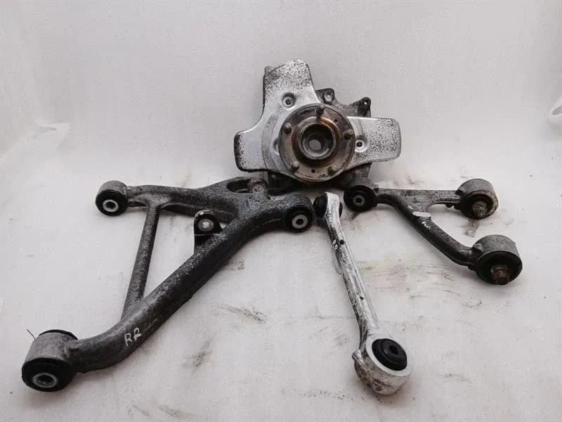Aston Martin Rapide 10-14 Right Rear Hub AD43-5A970-AB Wheel Bearing Housing Rear R