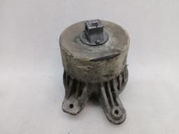 MERCEDES-BENZ Mercedes C Class W205 Engine Mount A2052404500 Engine Mount — thumbnail 1