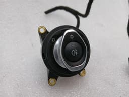 MCLAREN McLaren 570S Spider Light switch 13M0831CP light switch — thumbnail 9