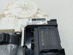 PORSCHE Porsche 911 997 Driver Door Window Motor 99762418103 Power Window Motor Driver — thumbnail 6