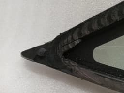 FERRARI Ferrari F8 F142MFL Left Rear 1/4 Glass 86677900 Door Glass 1/4 Rear LH — thumbnail 6