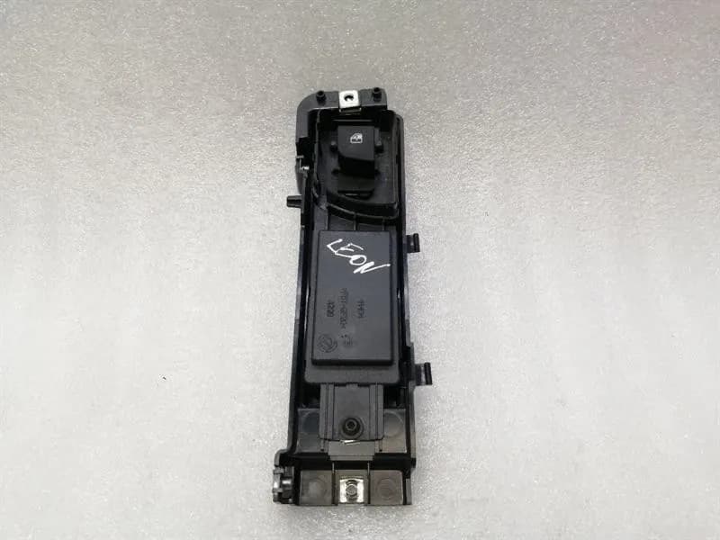 MASERATI Maserati Granturismo window regulator switch M145 power window switch 211918