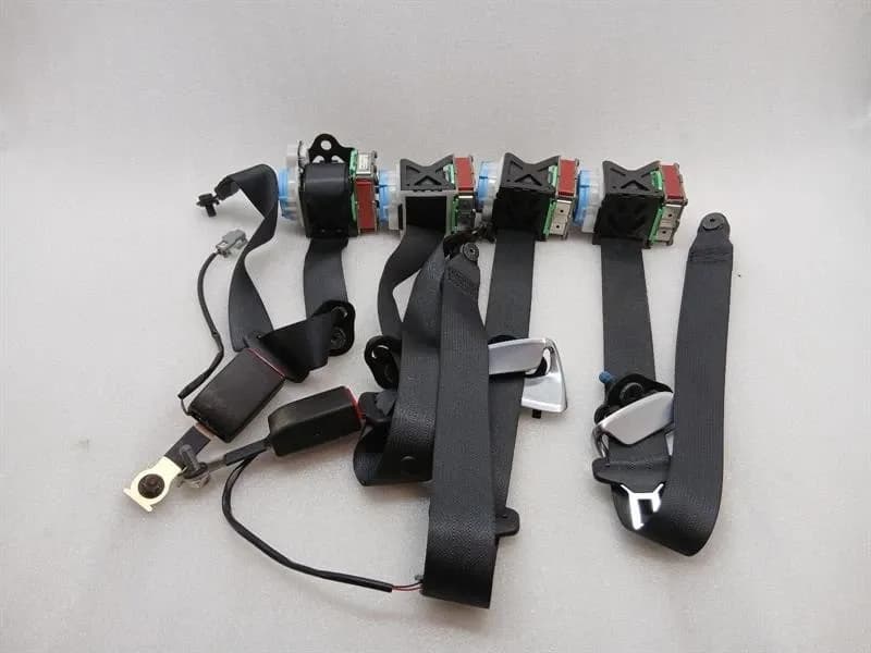 ASTON MARTIN Aston Martin Rapide 10-14 Seatbelt SET AD43-611B69-ADW Seat Belt SET