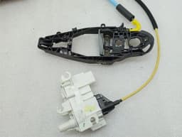 BMW BMW G16 M8 Gran Coupe Door Lock 7477712 RR SOFT CLOSE Door Lock — thumbnail 9