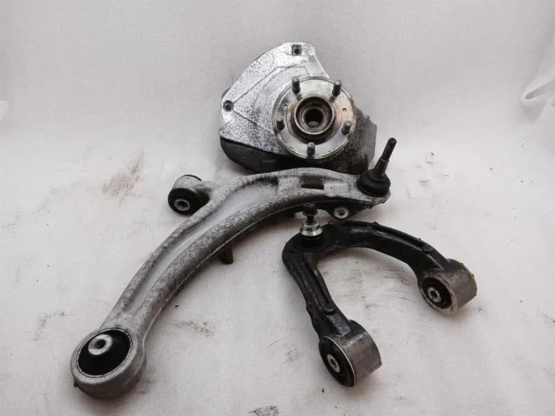 ASTON MARTIN Aston Martin Rapide 10-14 Left Front Hub AD43-3K185-AB Wheel Bearing Housing Front Li
