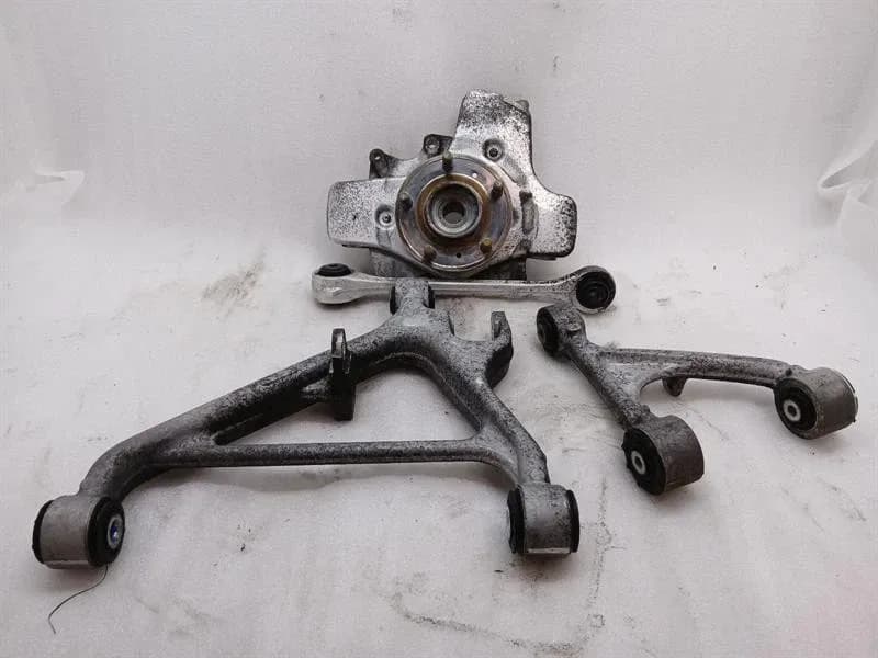 ASTON MARTIN Aston Martin Rapide 10-14 Left Rear Hub AD43-5A971-AB Wheel Bearing Housing Rear Li