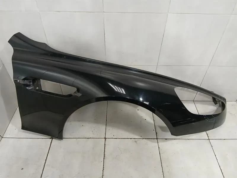 ASTON MARTIN Aston Martin Rapide 10-14 Right Wing AD43-F16005-AC Right Fender