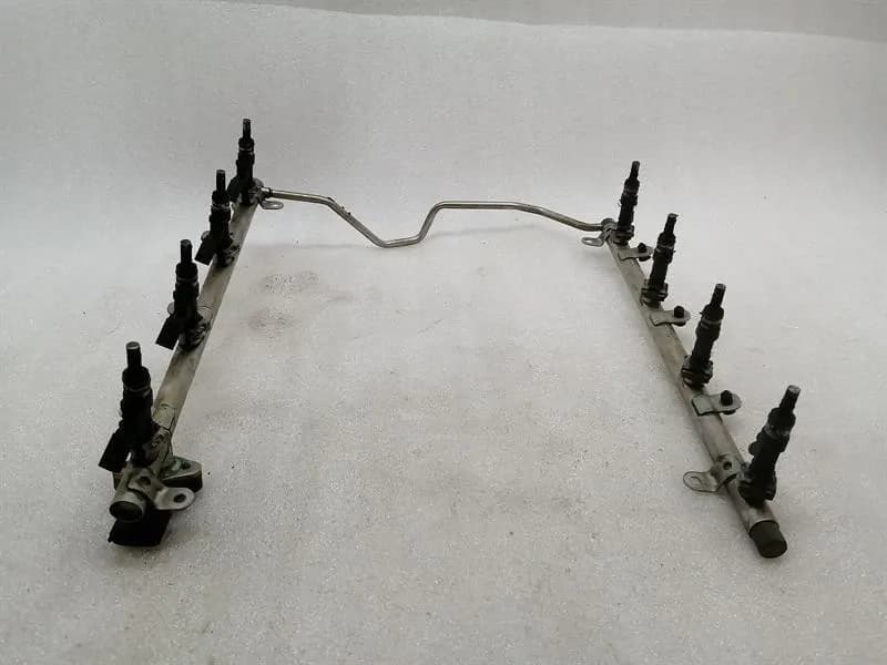 MERCEDES-BENZ Mercedes CLS W219 Fuel Line A1560701595 Fuel Line A1561530028
