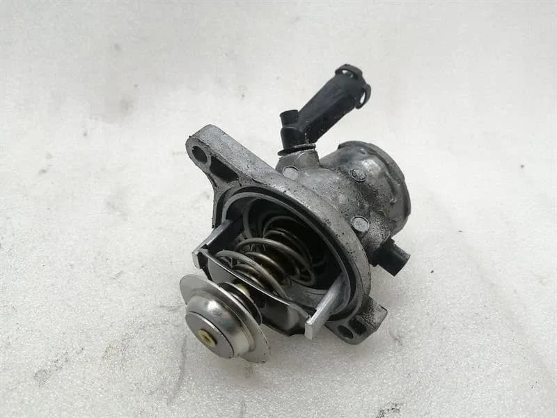 MERCEDES-BENZ Mercedes CLS W219 Thermostat Housing A1562030275 Thermostat Housing AMG