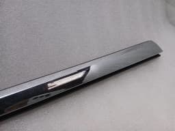 TESLA Tesla Model S 70 Rear Right Body Moulding 1038396-80-A Strip Rear Right — thumbnail 2