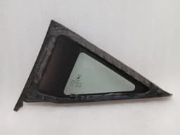 FERRARI Ferrari F8 F142MFL Right Rear 1/4 Glass 86678000 Door Glass 1/4 Rear RH — thumbnail 4