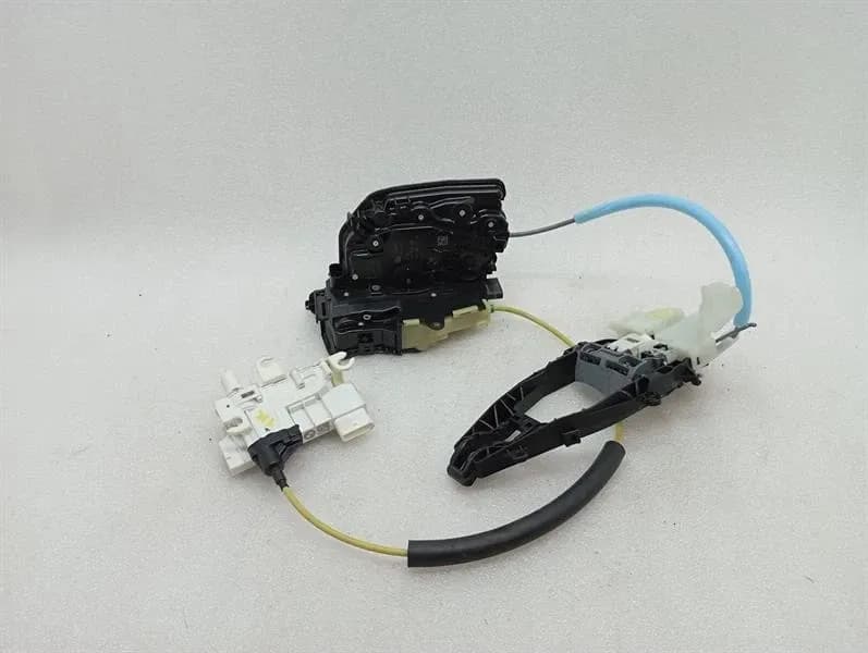 BMW BMW 8 G16 M8 Gran Coupe Door Lock 7477708 FR SOFT CLOSE RHD Door Lock