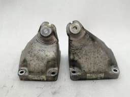 MERCEDES-BENZ Mercedes CLS W219 Engine Mount Set A1562231604 Engine Mount A1562231504 Set — thumbnail 1