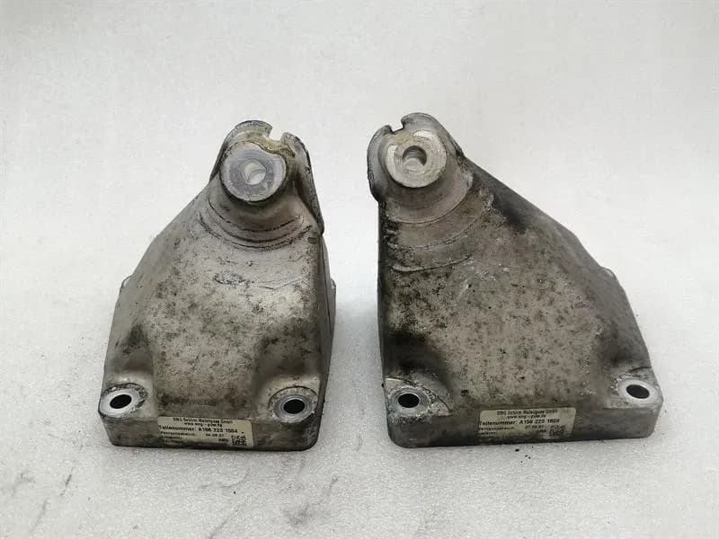 MERCEDES-BENZ Mercedes CLS W219 Engine Mount Set A1562231604 Engine Mount A1562231504 Set