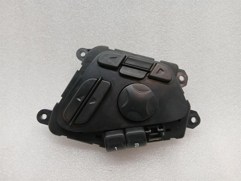 MCLAREN McLaren 570S Spider Switch 114176609 Seat Switch