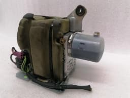 MERCEDES-BENZ Mercedes E Class W207 Hydraulic Pump A2078000048 Hydraulic Pump Top Pump — thumbnail 2