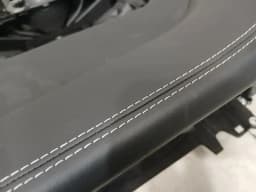 PORSCHE Porsche 911 992 Leather Dashboard RHD RIGHT HAND DRIVE SILVER STITCHING — thumbnail 4