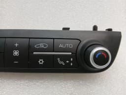 FERRARI Ferrari F8 F142MFL Auto Climate Control 903655 Climate Control Panel A/C — thumbnail 6