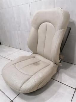 MERCEDES-BENZ Mercedes CLK W209 Front Right Seat Cover A2099105293 8M05 Seat Cover — thumbnail 3
