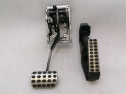 MERCEDES-BENZ Mercedes G-Wagen W463 Throttle Pedal (Electrical) Set A2303000104 Throttle Pedal Set — thumbnail 1
