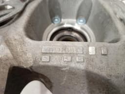 PORSCHE Porsche 911 991.2 GT3 Left Rear Hub 99133161181 Wheel Bearing Housing Rear Left — thumbnail 2