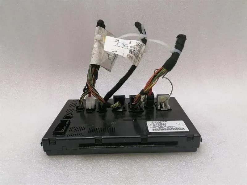 Mercedes ML W164 electronic module SAM rear A1645408362 control unit defect