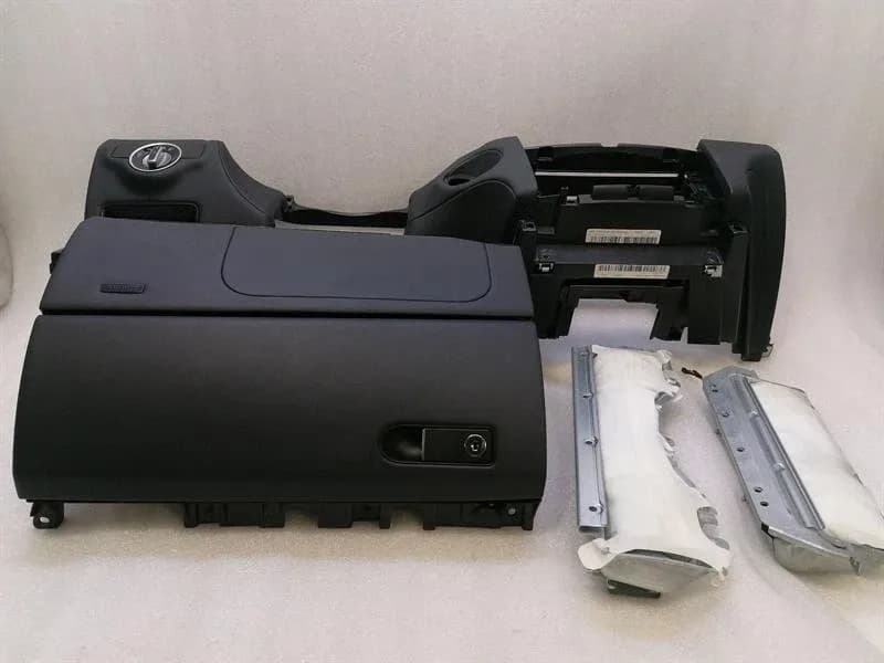 Mercedes CLS W218 Lower Panel Glovebox USA A2186801487 Trim A2186800291