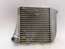 MERCEDES-BENZ Mercedes C Class W204 Engine Oil Cooler A2095000600 Oil Cooler Radiator Damaged — thumbnail 2