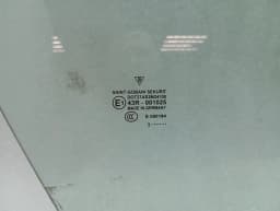 PORSCHE Porsche 911 997 convertible right front door glass 99754251201 door window front right — thumbnail 3