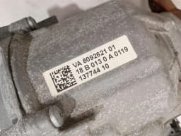 BMW BMW 5 Series F90 G30 M5 Transfer Box 8092621 FAULTY Transfer Case — thumbnail 10