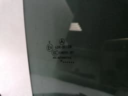 MERCEDES-BENZ Mercedes CLA W117 C117 right rear door glass A1177350410 door window rear set — thumbnail 3