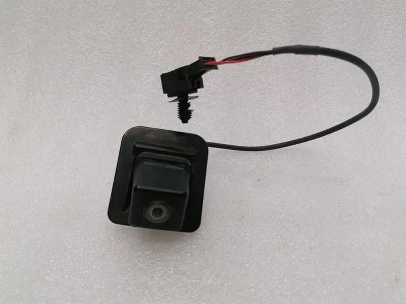 Mercedes S-Class W221 Rear View Camera A2218206397 Rear View Camera Faulty