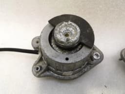 MERCEDES-BENZ Mercedes S-Class W222 Engine Mount Set A2222404500 Engine Mount Set A2222408100 — thumbnail 5