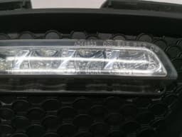 MERCEDES-BENZ Mercedes E W207 right front foglamp A2128200856 fog light right defect — thumbnail 3