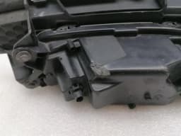 MERCEDES-BENZ Mercedes E W207 right front foglamp A2128200856 fog light right defect — thumbnail 6