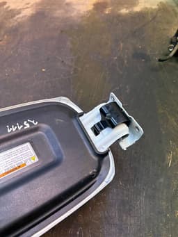 MITSUBISHI 9499С931 5940A409 Fuel flap MITSUBISHI OUTLANDER III (GG, GF, ZJ, ZK, ZL) (2012-2021) — thumbnail 7