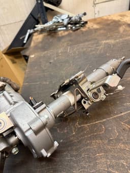 MITSUBISHI 8633A115 4405A234 Steering Column MITSUBISHI OUTLANDER III (GG, GF, ZJ, ZK, ZL) (2012-2021) — thumbnail 8