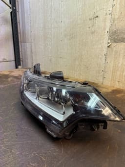 MITSUBISHI 8301С864 8301C864 Headlight right MITSUBISHI OUTLANDER III (GG, GF, ZJ, ZK, ZL) (2012-2021) — thumbnail 2