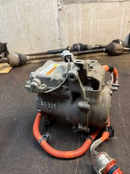 MITSUBISHI AKJ200A202F 7813A784 AC / aircon Compressor MITSUBISHI OUTLANDER III (GG, GF, ZJ, ZK, ZL) (2012-2021) — thumbnail 5
