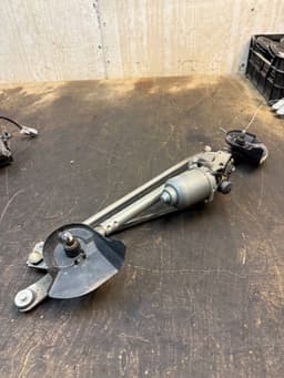 MITSUBISHI 1593005630 8250B085 8251A065 Wiper linkage / mechanism MITSUBISHI OUTLANDER III (GG, GF, ZJ, ZK, ZL) (2012-2021) — thumbnail 3