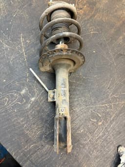 MITSUBISHI 4060A624 4040A345 Suspension Leg Front Right MITSUBISHI OUTLANDER III (GG, GF, ZJ, ZK, ZL) (2012-2021) — thumbnail 3