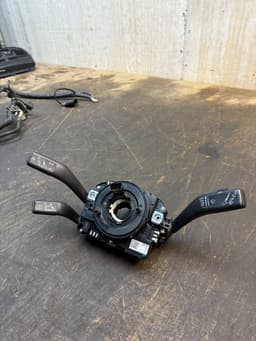 VW 5K0953501CF 5K0953502AB 5K0953569H Indicator/wiper/slip ring switch (stalk) VW TIGUAN I (5N) (2007-2018) — thumbnail 2