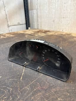 VW 7H0920850G 7H0920850GX Instrument Cluster VW TRANSPORTER T5 / MULTIVAN (7H, 7E, 7J) (2003-2015) — thumbnail 3