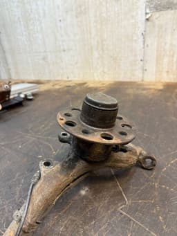 MERCEDES-BENZ A2113302020 2113302020 A2113303720 2113303720 A2113304720 2113304720 A2113306420 2113306420 Wheel bearing housing front left MERCEDES-BENZ E-CLASS (W211) (2002-2009) — thumbnail 5